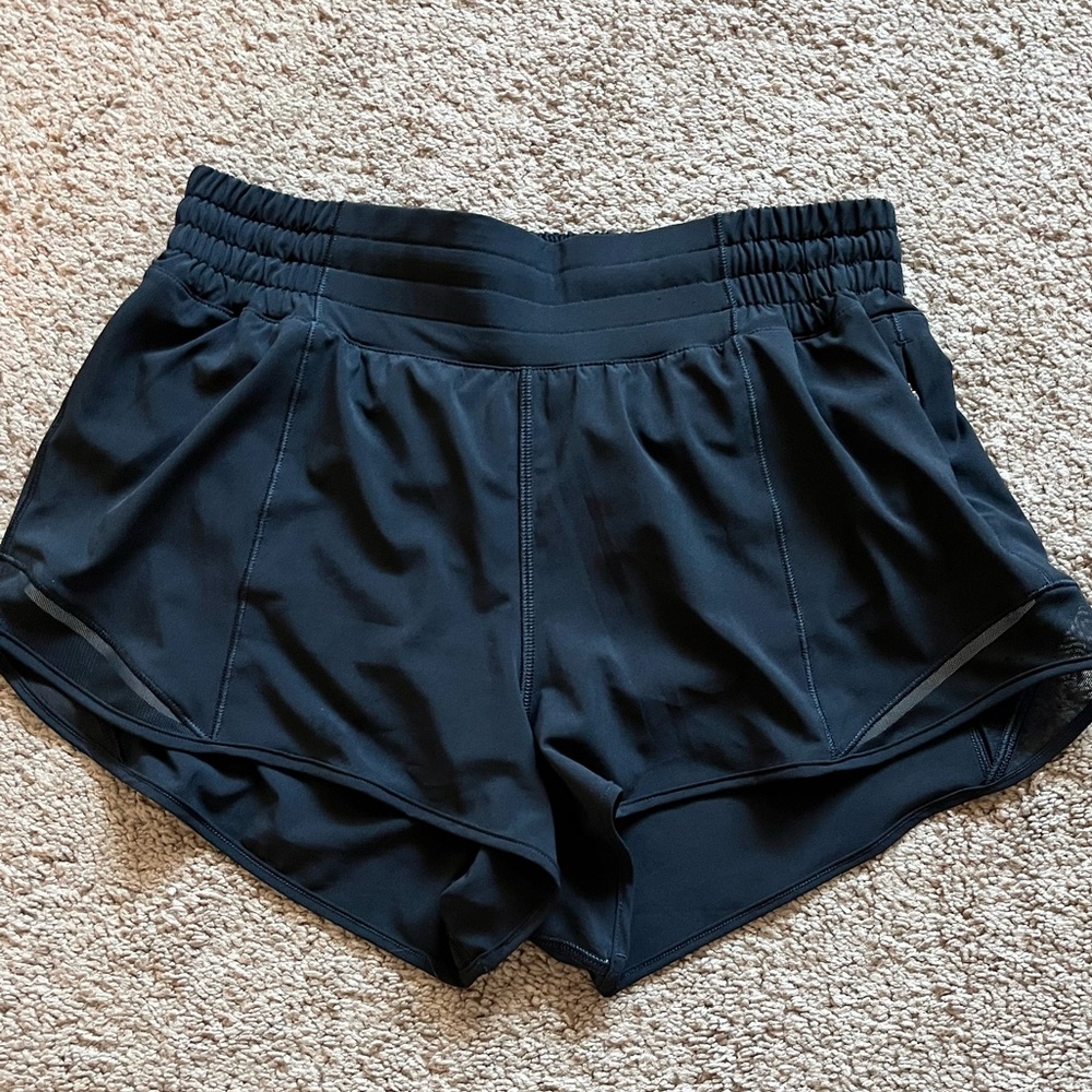 Hotty hot shorts high rise 2.5 -black